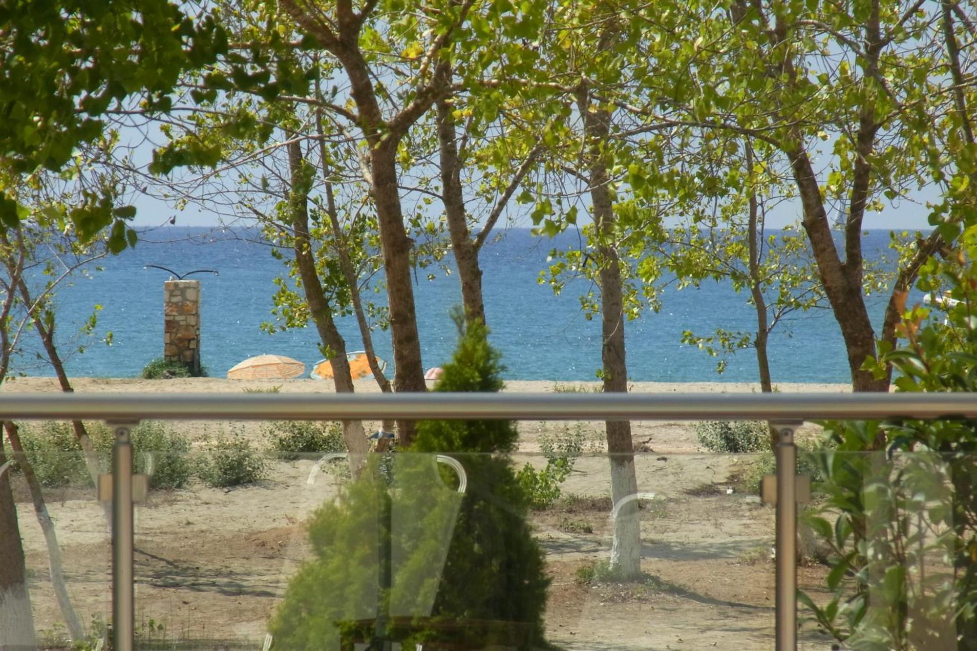 ホテル Ammos Bay アマウディア エクステリア 写真